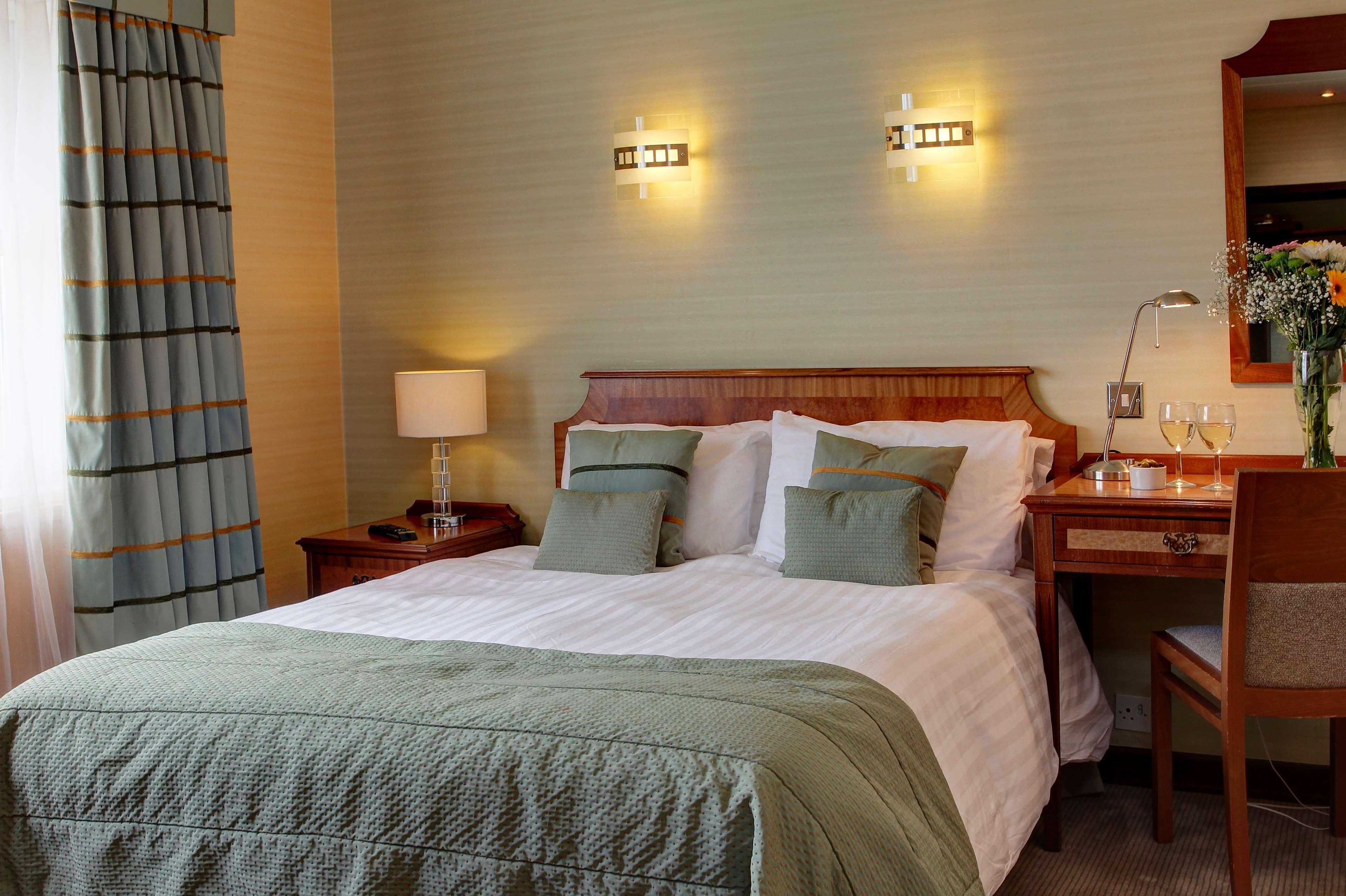 Best Western Aberavon Beach Hotel Port Talbot Buitenkant foto