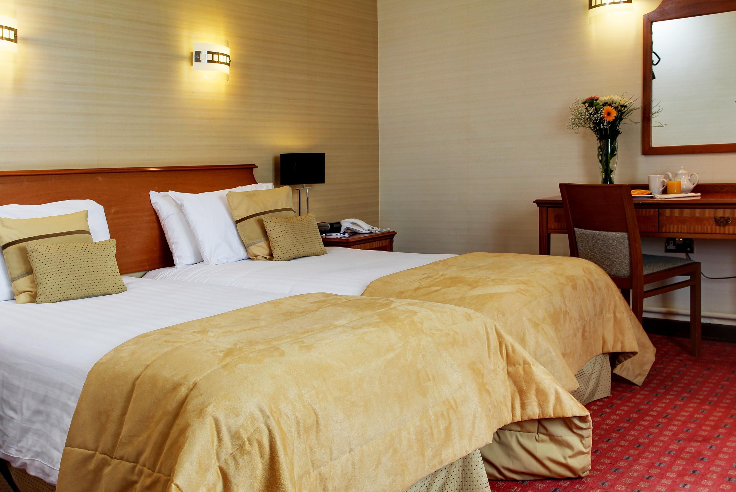 Best Western Aberavon Beach Hotel Port Talbot Buitenkant foto